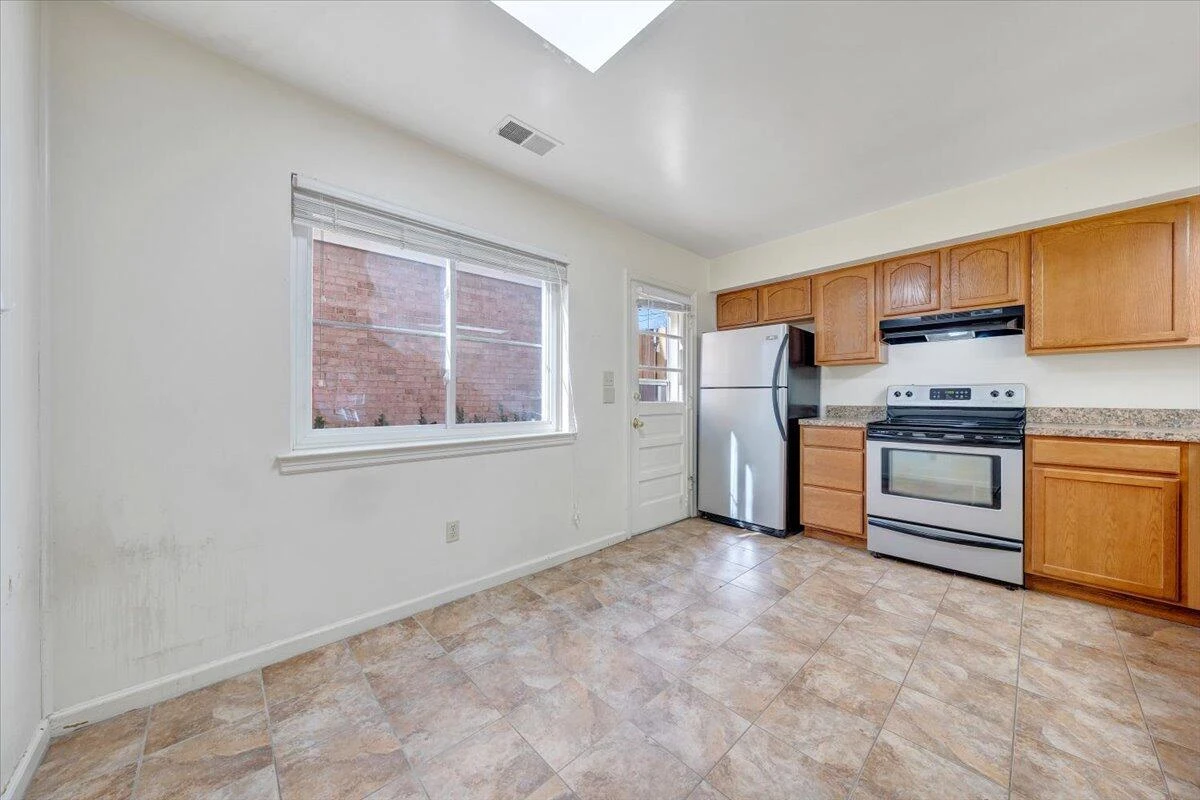 1519 Watauga ST SW #E - Photo 7
