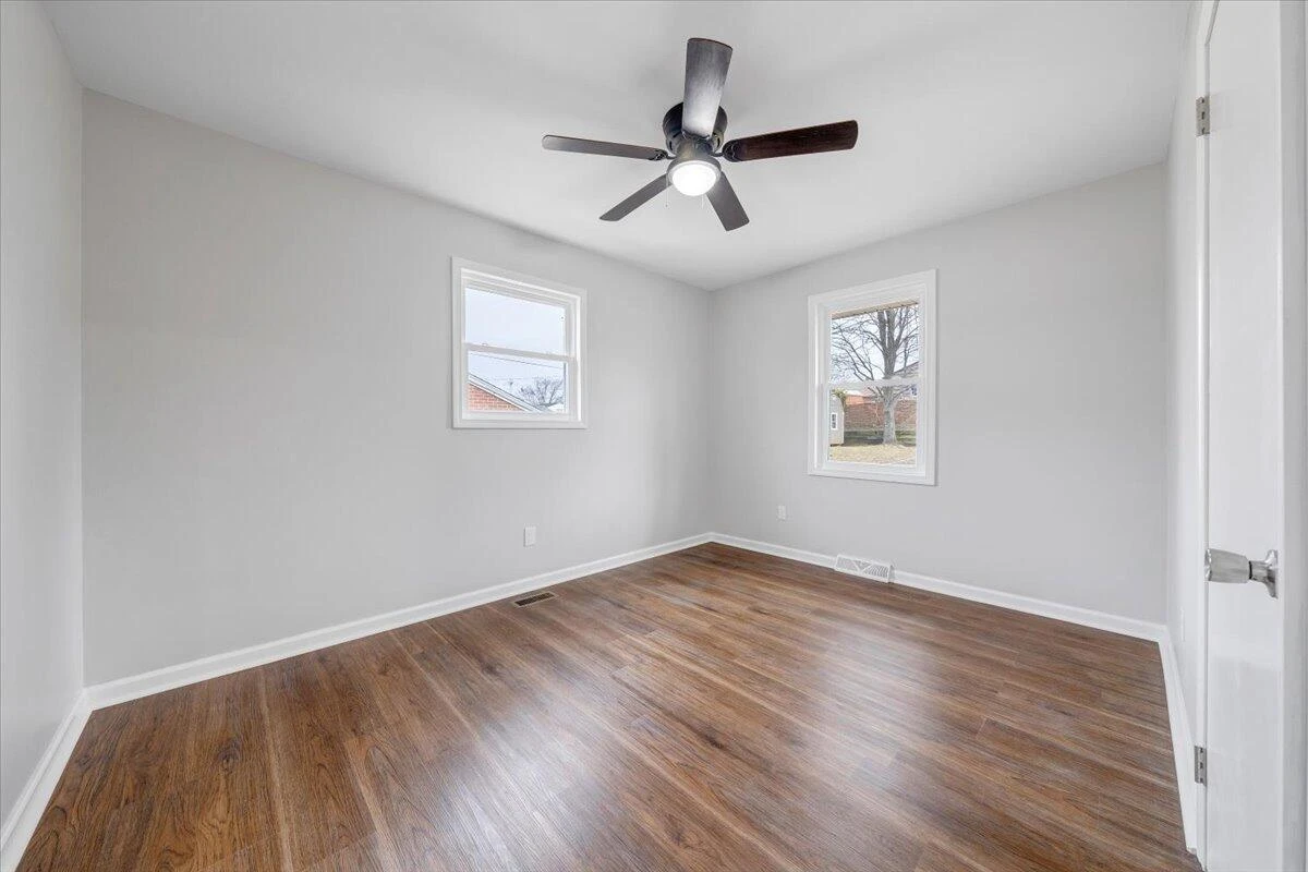 2120 Ellison AVE - Photo 19