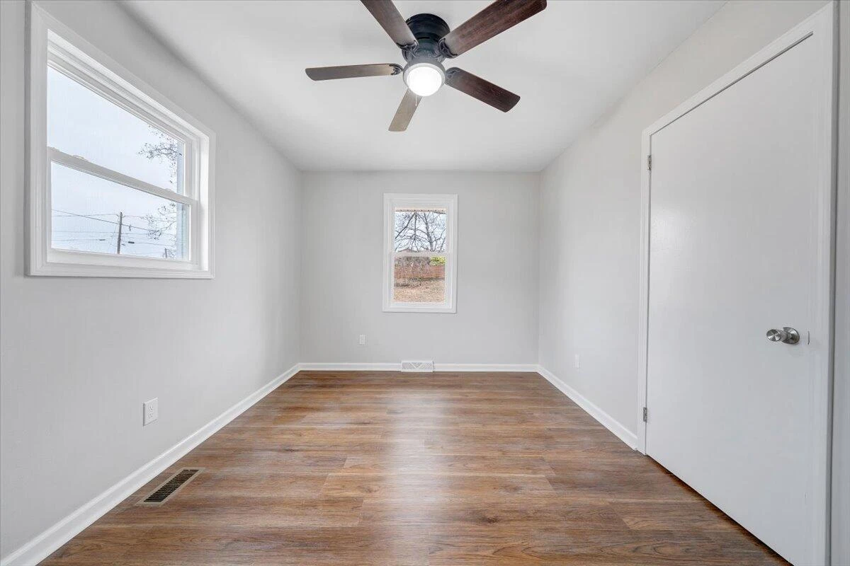 2120 Ellison AVE - Photo 20