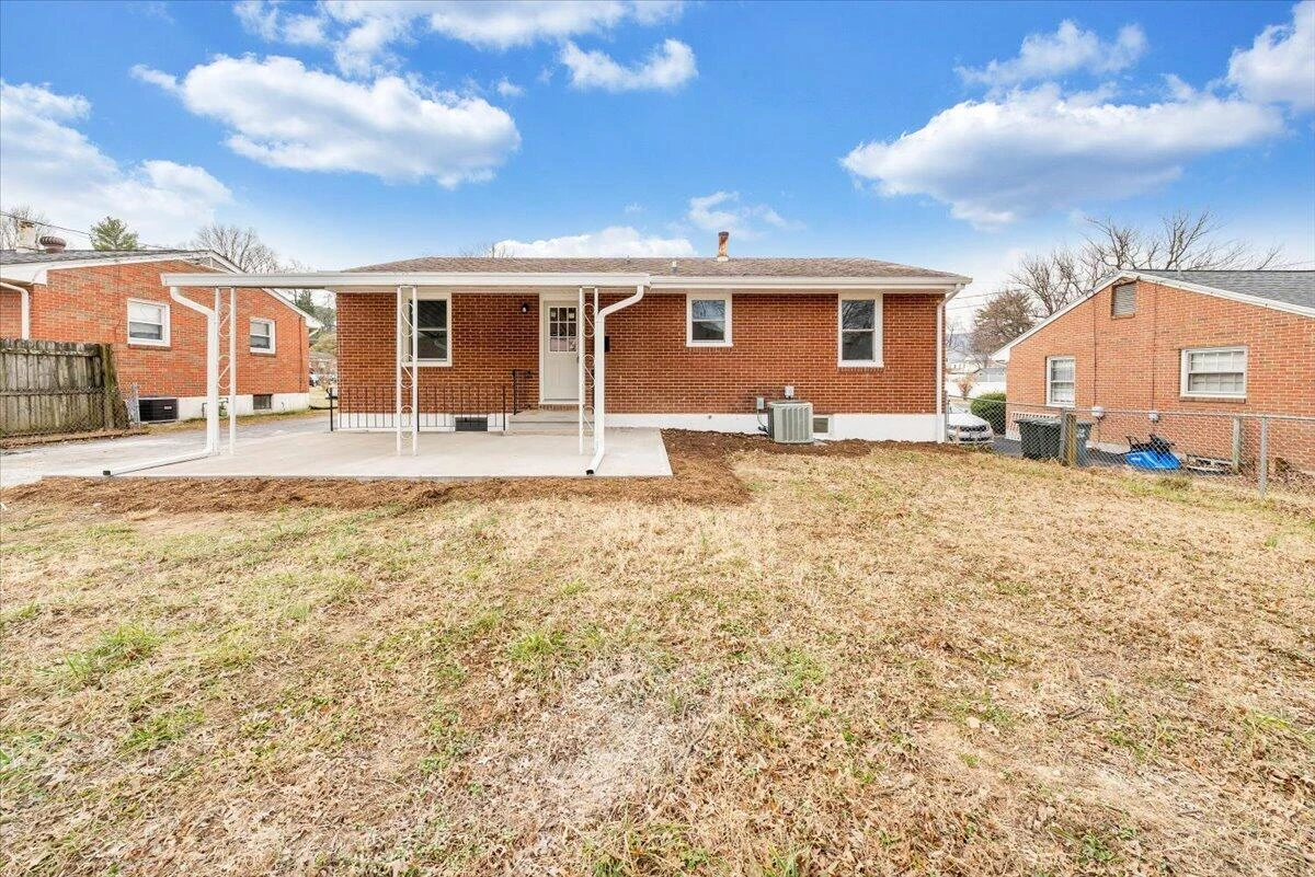 2120 Ellison AVE - Photo 33