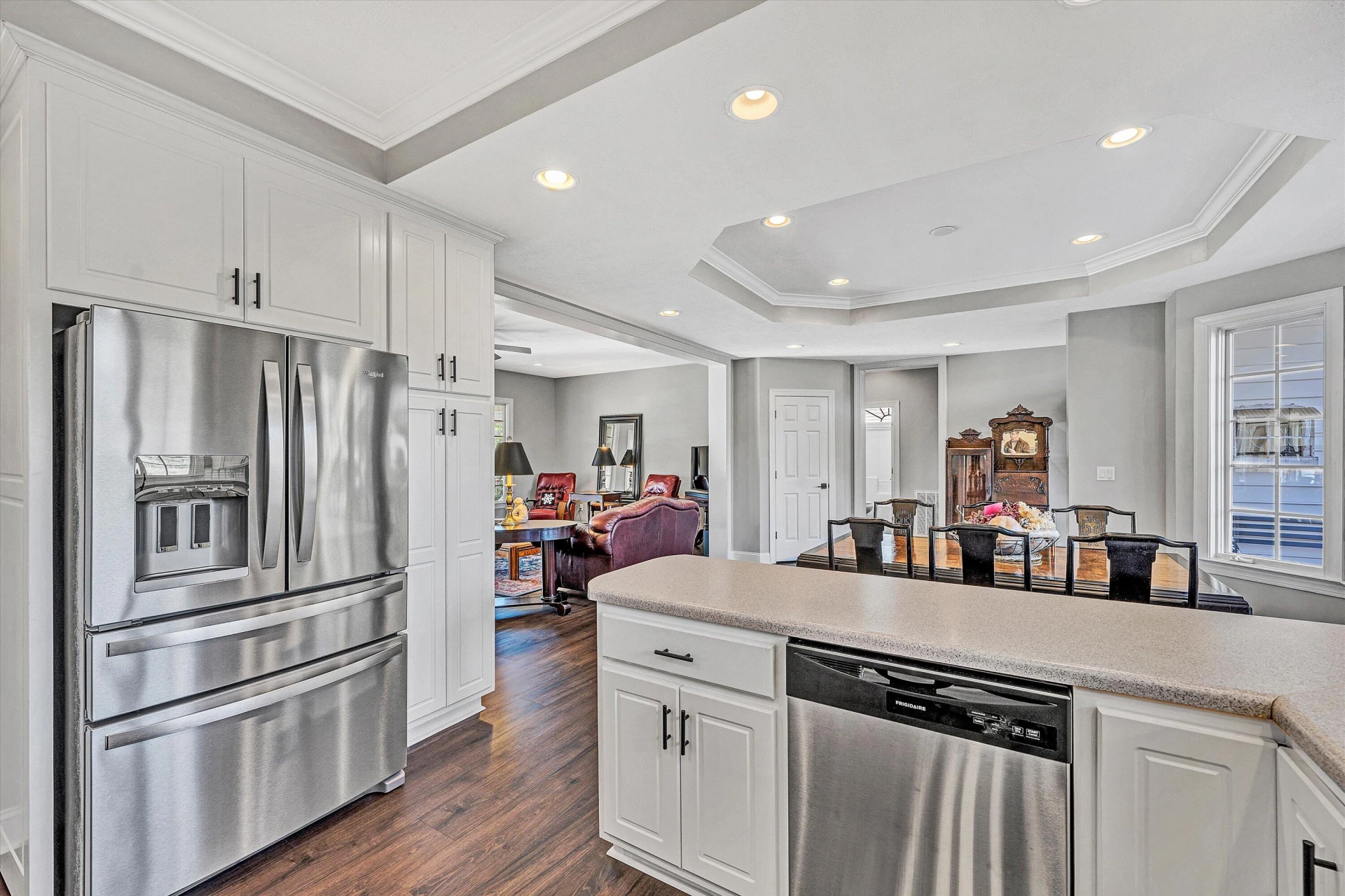 395 Chestnut Creek DR - Photo 18