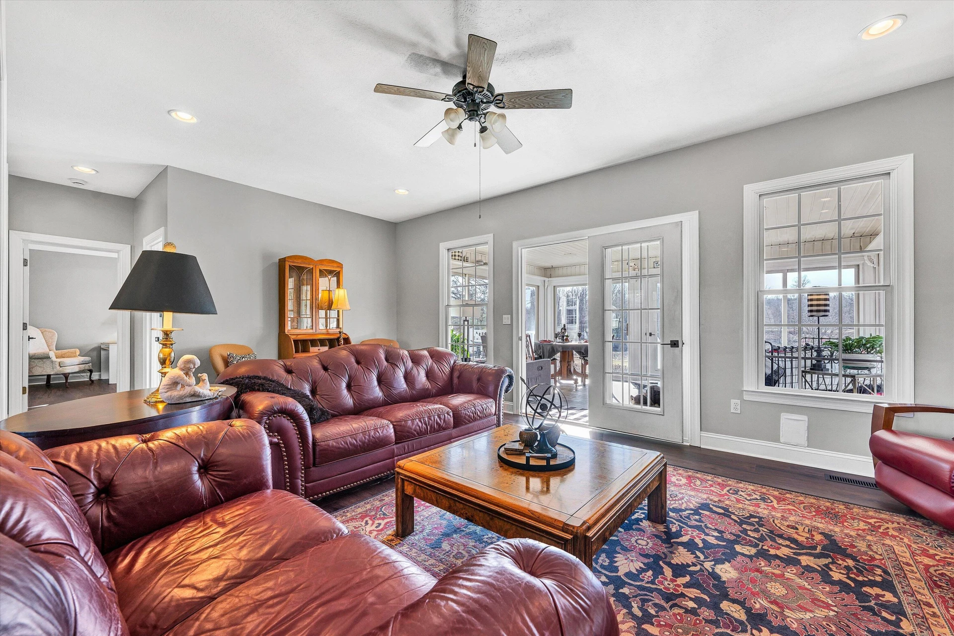 395 Chestnut Creek DR - Photo 19