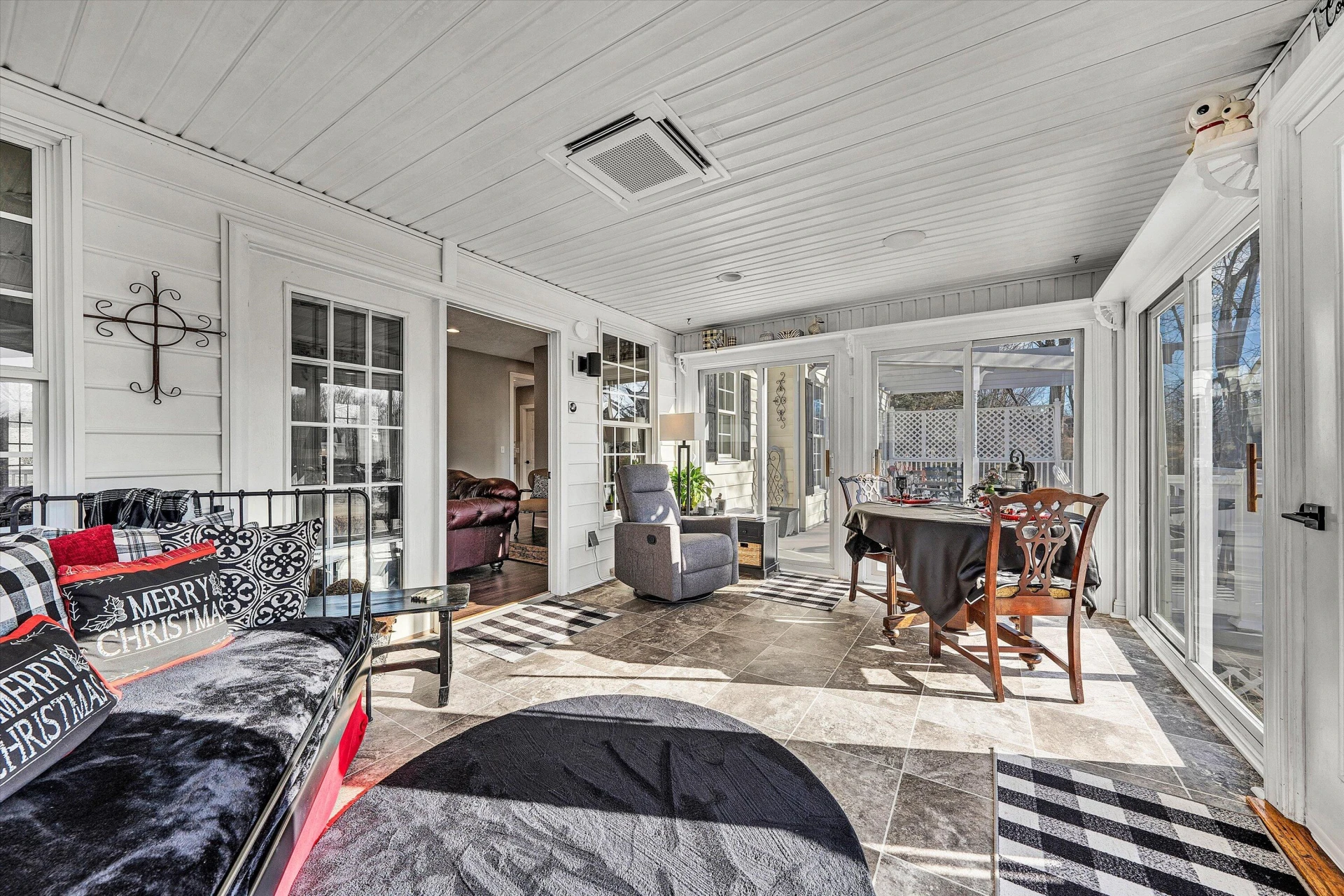 395 Chestnut Creek DR - Photo 23