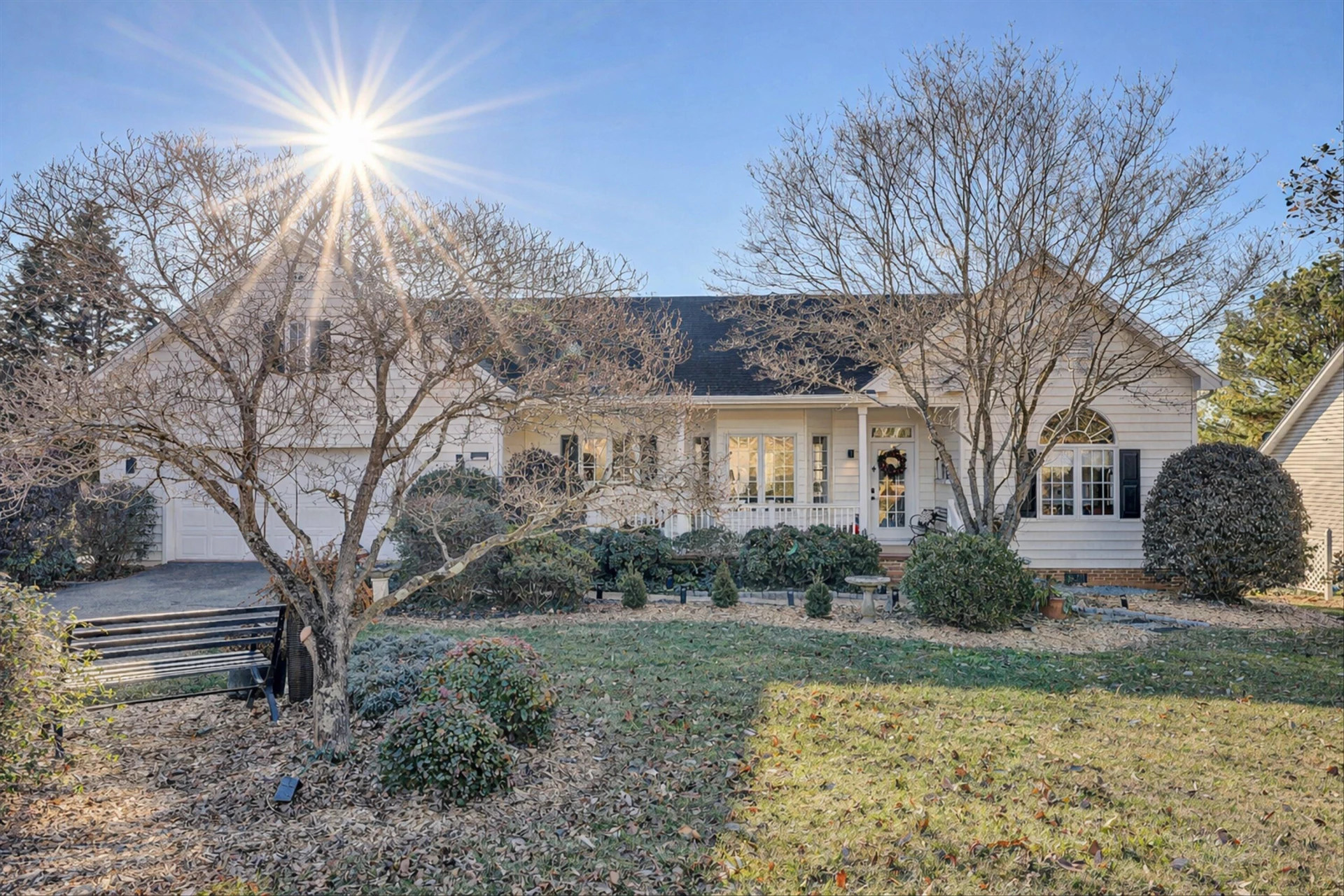 395 Chestnut Creek DR - Photo 4