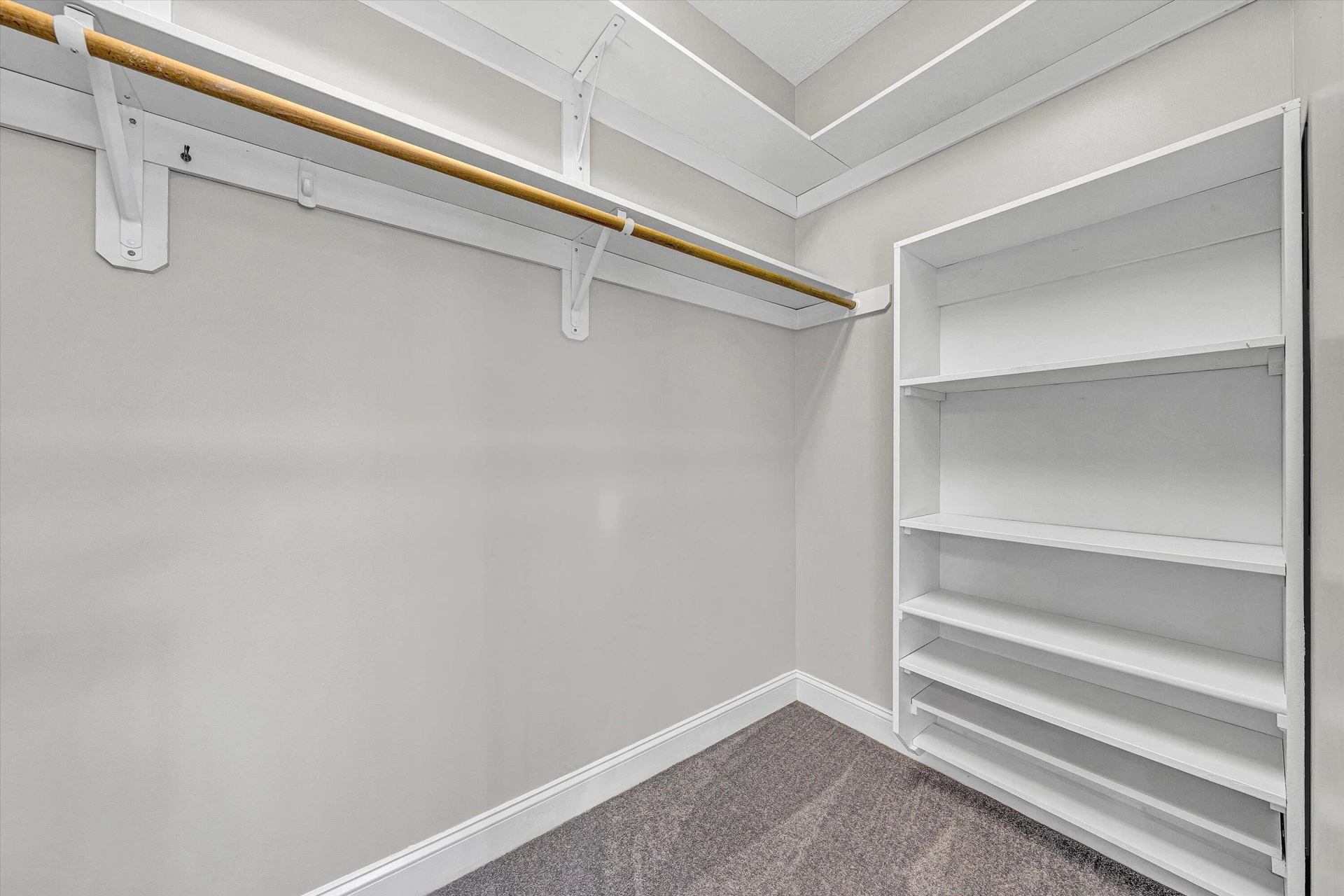 395 Chestnut Creek DR - Photo 38