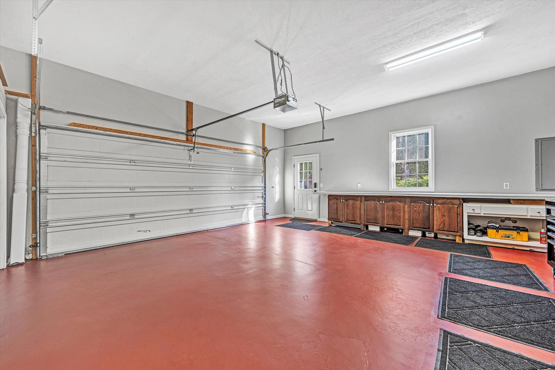 395 Chestnut Creek DR - Photo 39