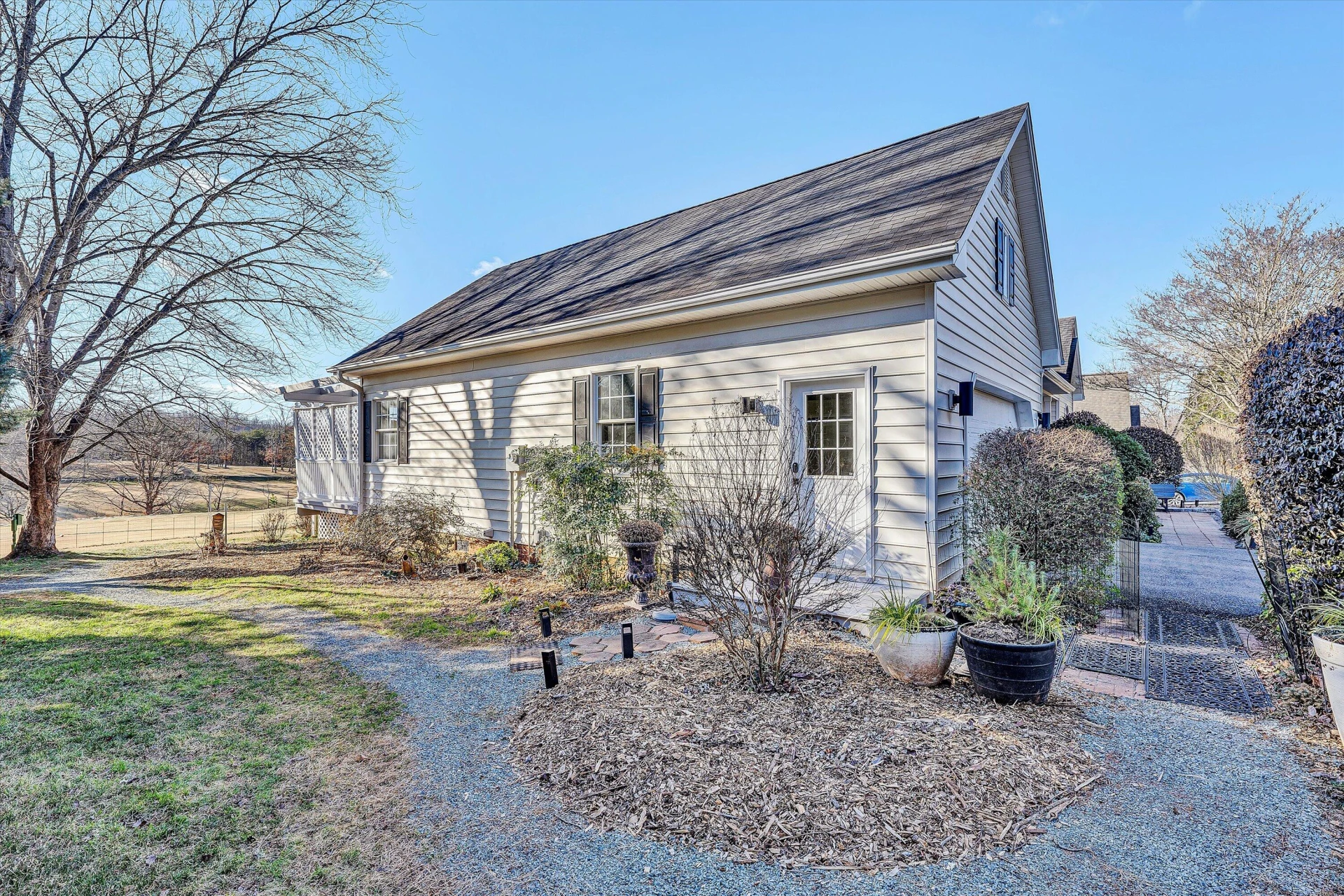 395 Chestnut Creek DR - Photo 48
