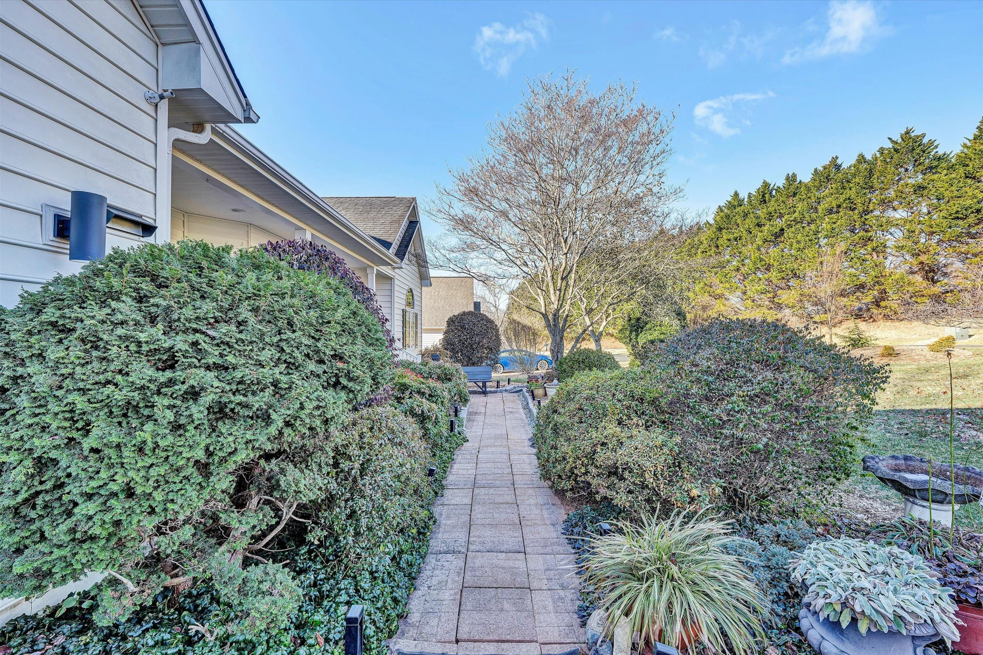 395 Chestnut Creek DR - Photo 6