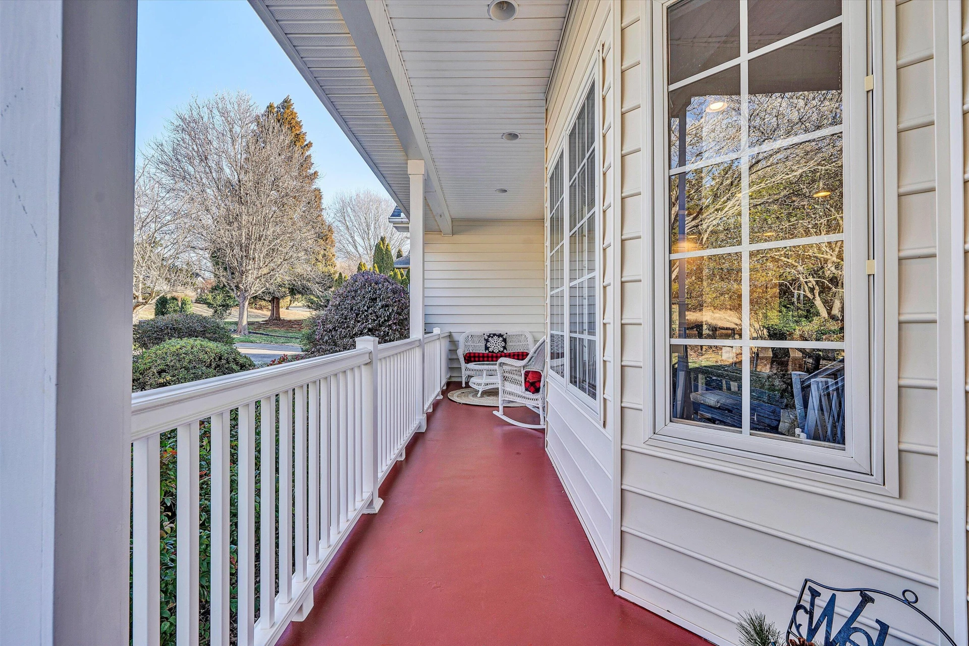 395 Chestnut Creek DR - Photo 9