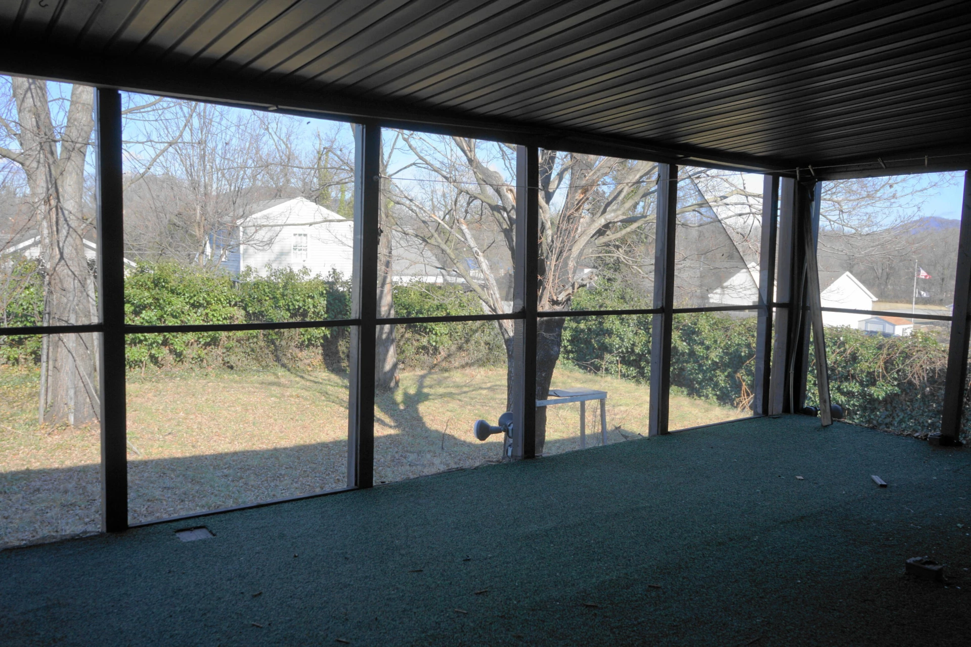 934 Pocahontas AVE NE - Photo 12