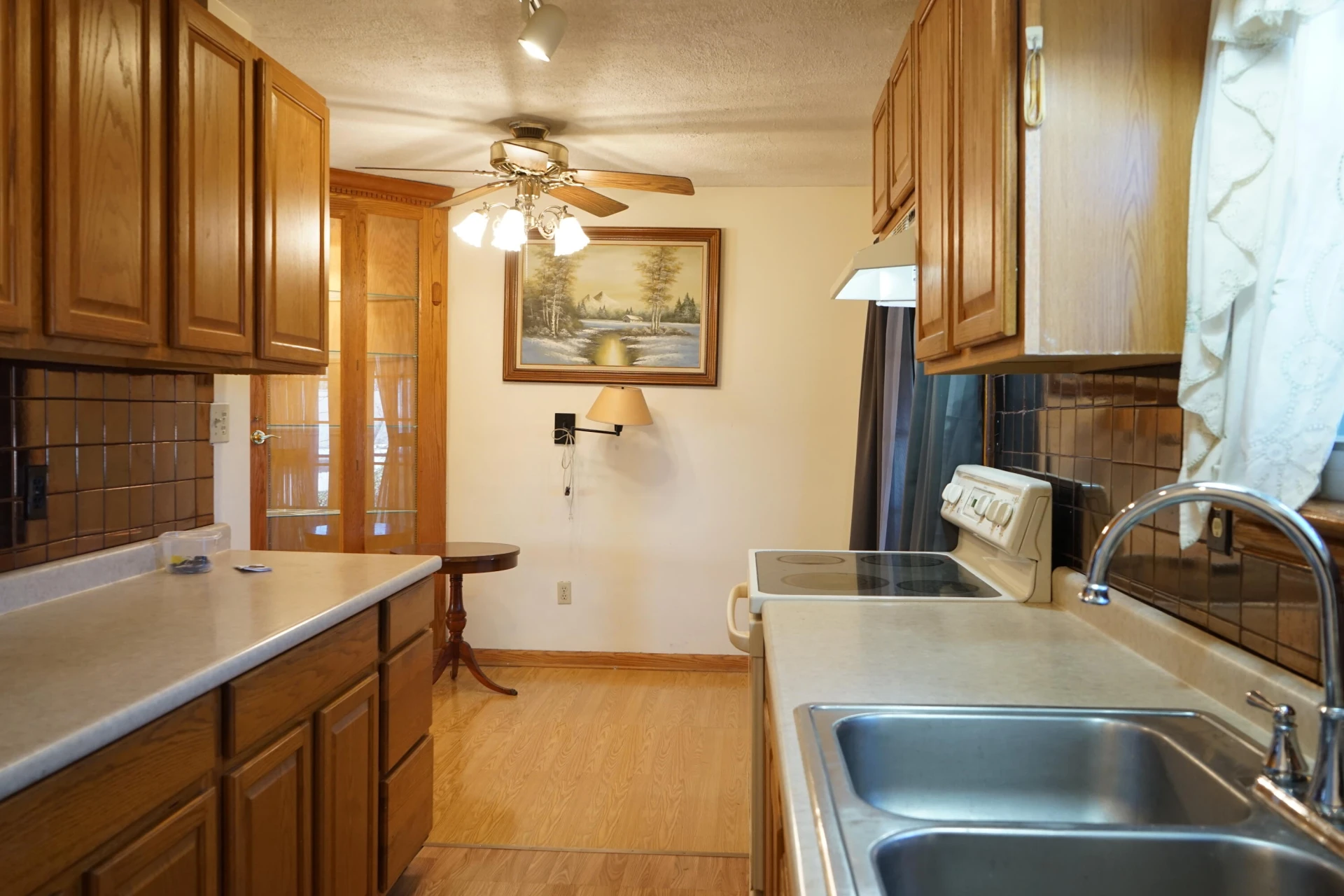 934 Pocahontas AVE NE - Photo 8