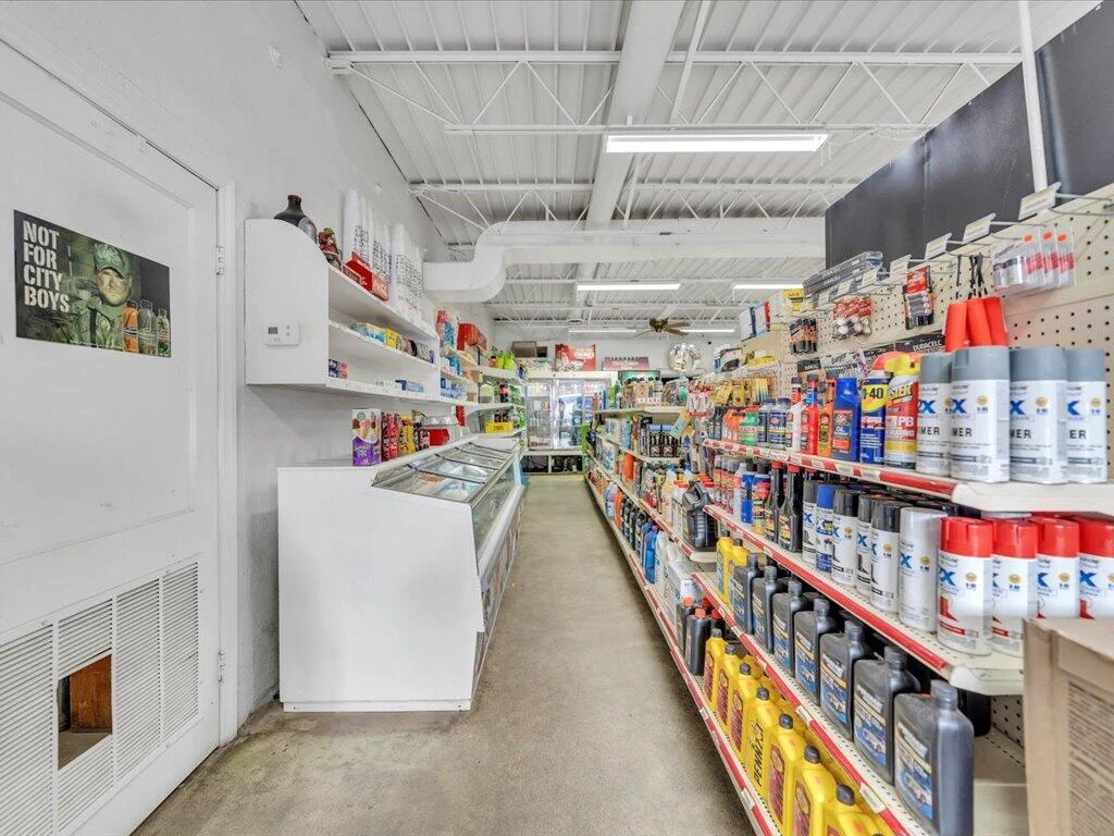 12825 Henry RD - Photo 12