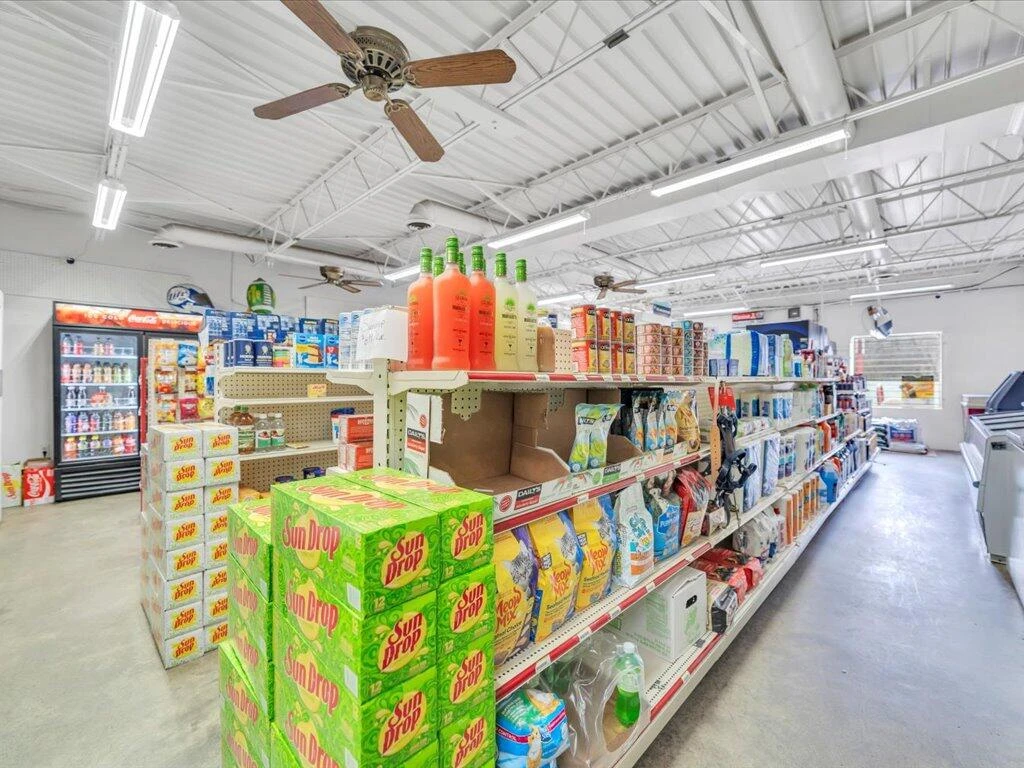12825 Henry RD - Photo 15