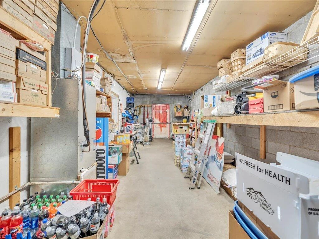 12825 Henry RD - Photo 8