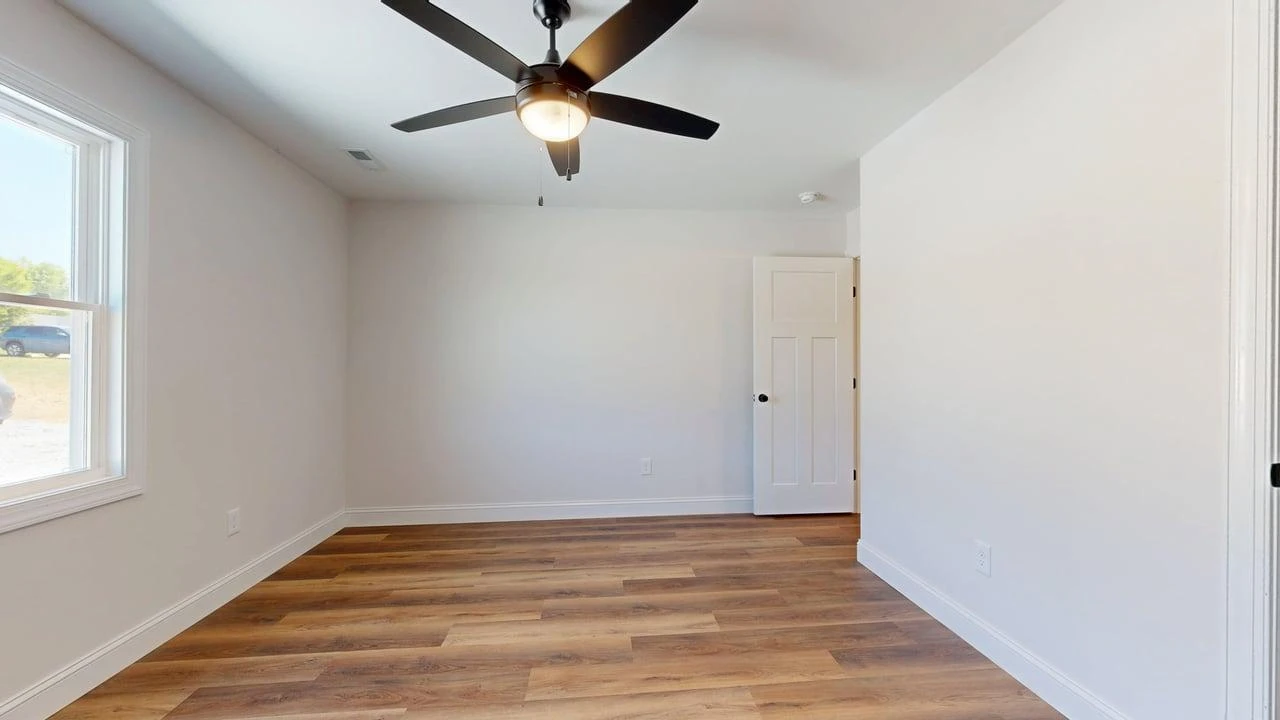 2266 Smith Mountain Lake PKWY - Photo 25