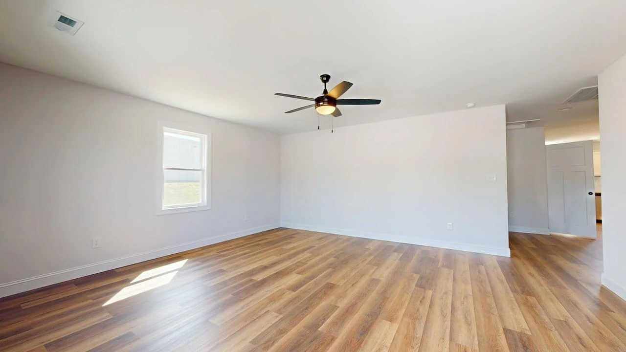 2266 Smith Mountain Lake PKWY - Photo 4