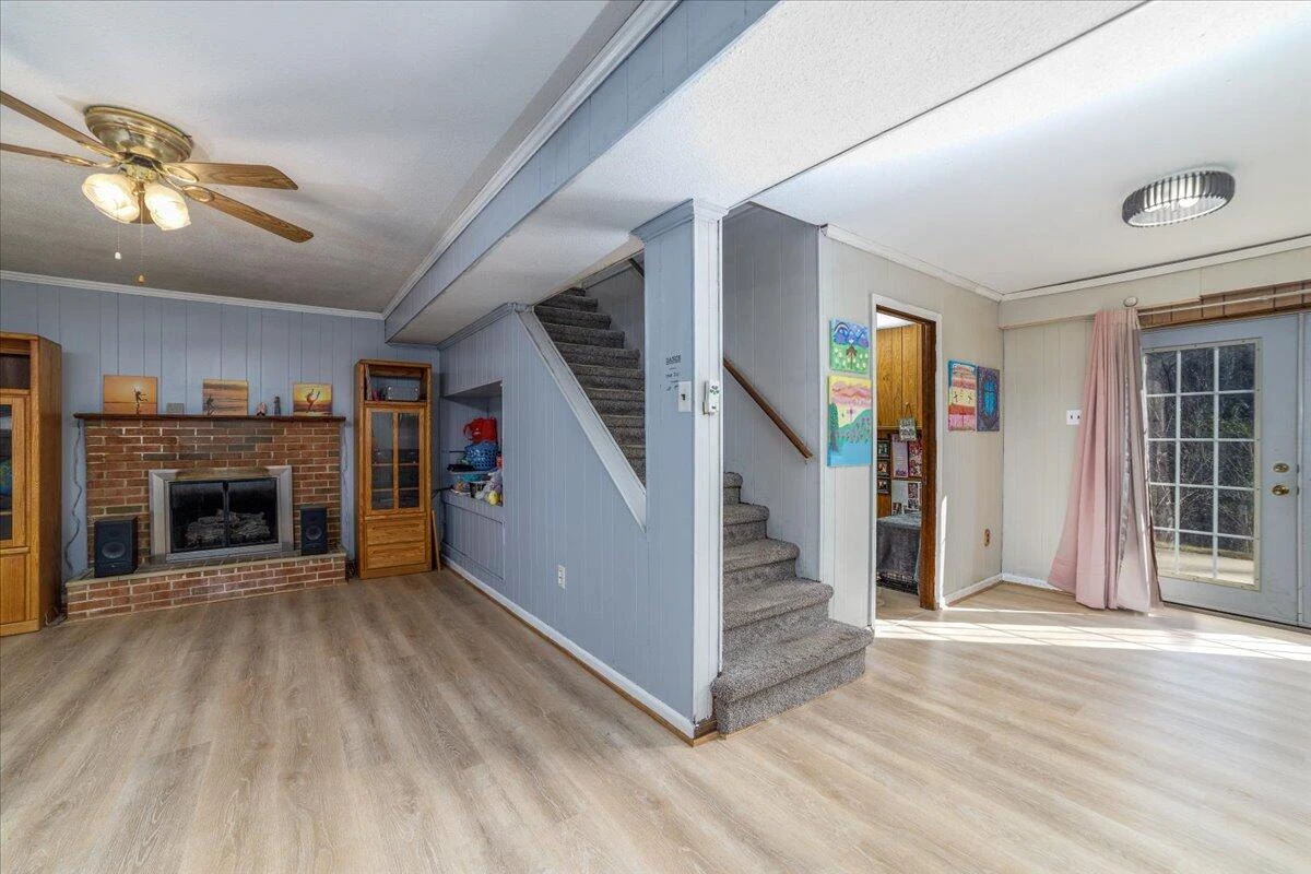 3732 Janney LN - Photo 19