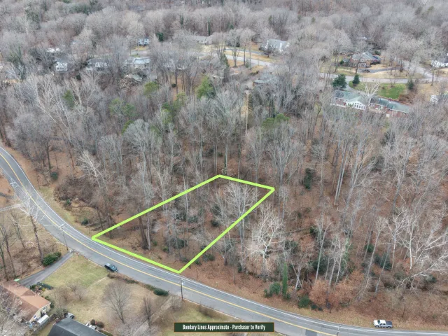 1010 INDIAN TRL, Martinsville, VA, 24112