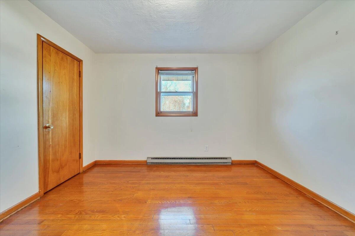 89 Lee ST - Photo 37