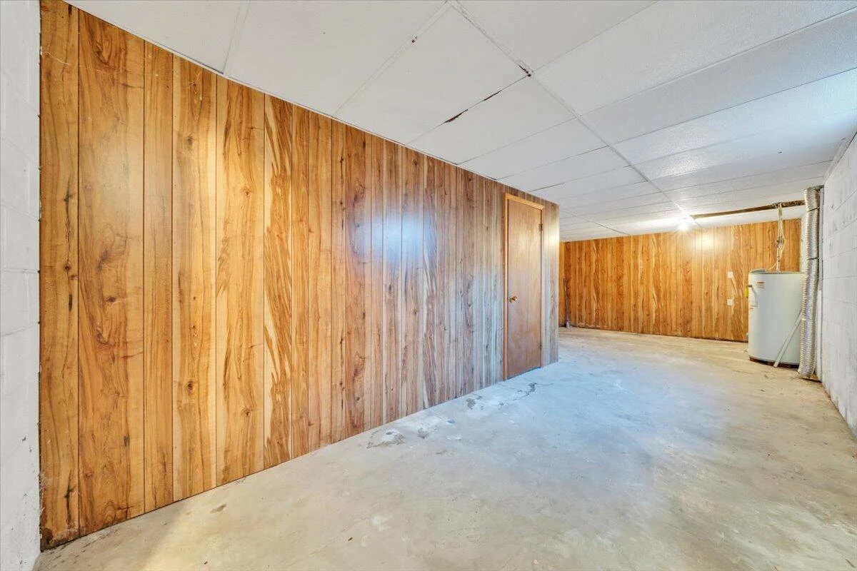 89 Lee ST - Photo 50