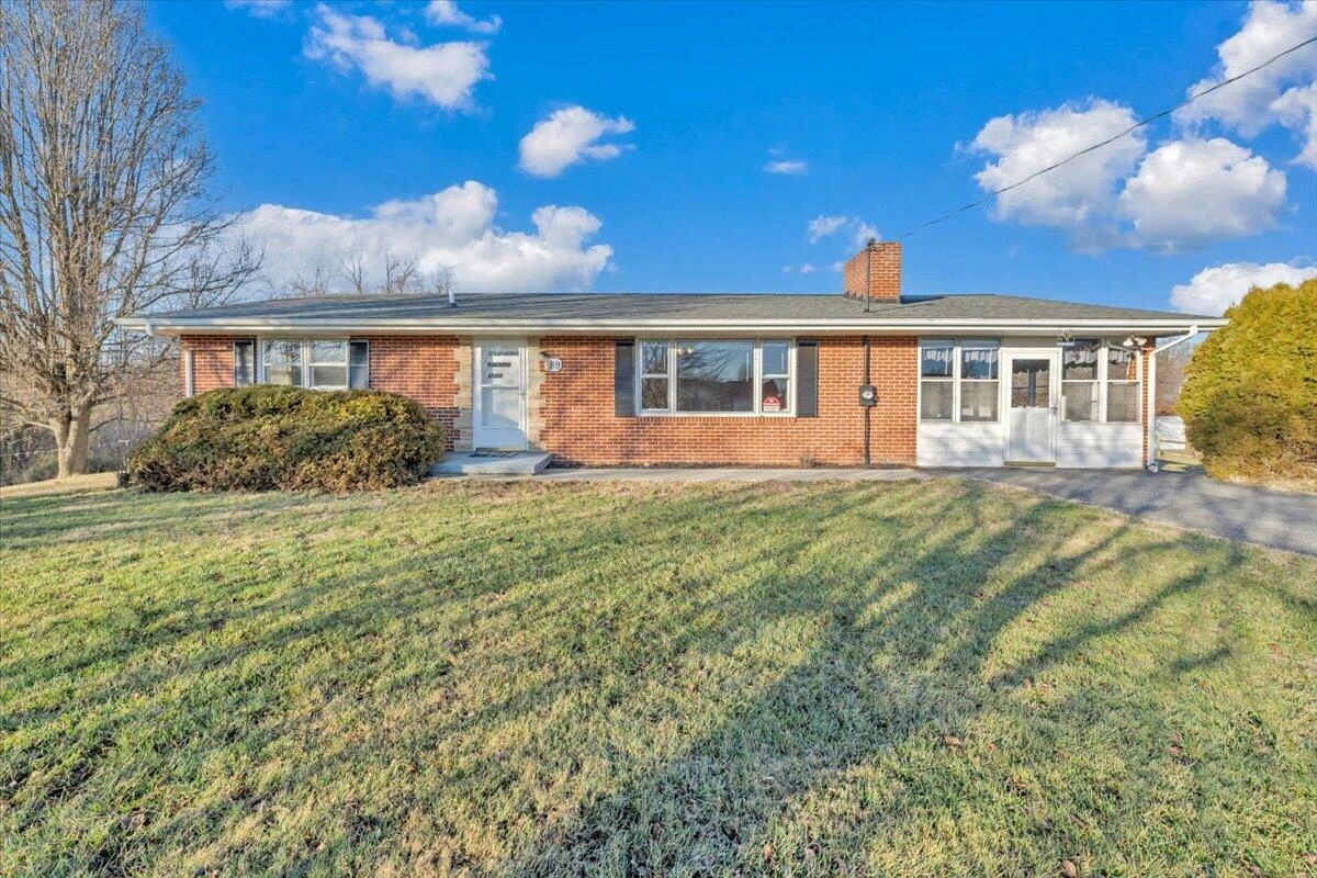 89 Lee ST - Photo 8