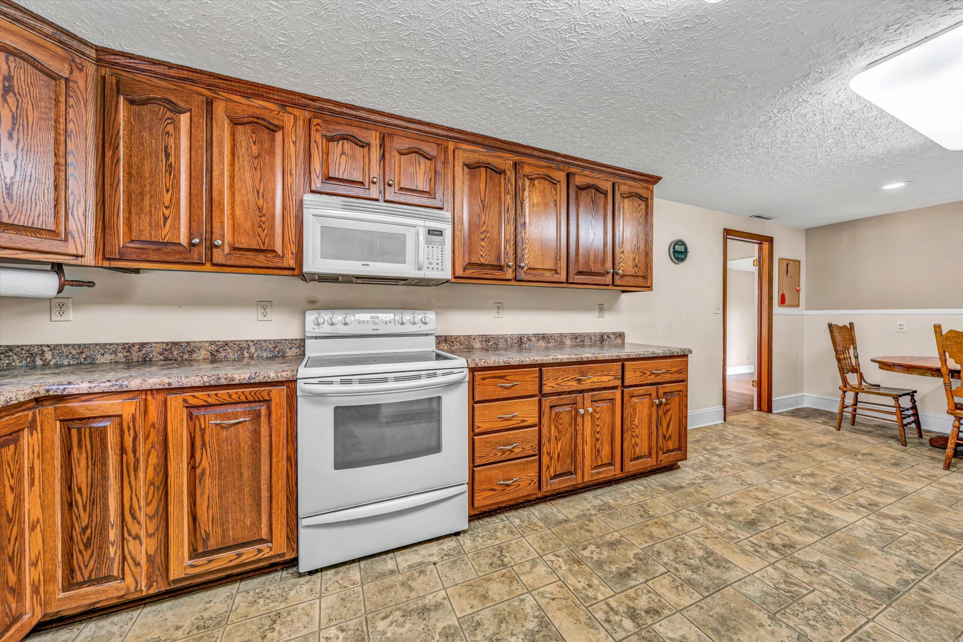 90 CAMPBELLWOOD RD - Photo 13