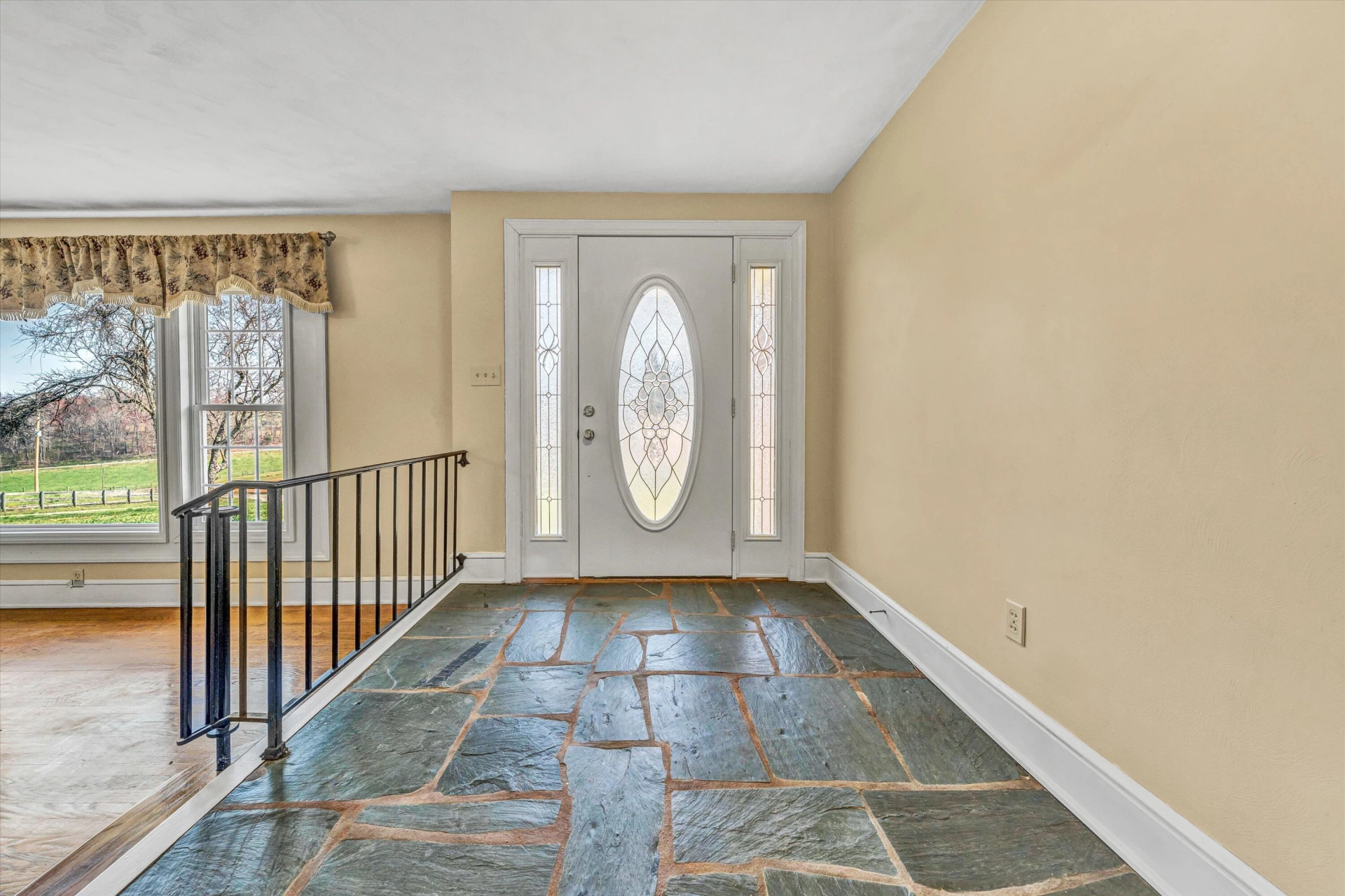 90 CAMPBELLWOOD RD - Photo 5