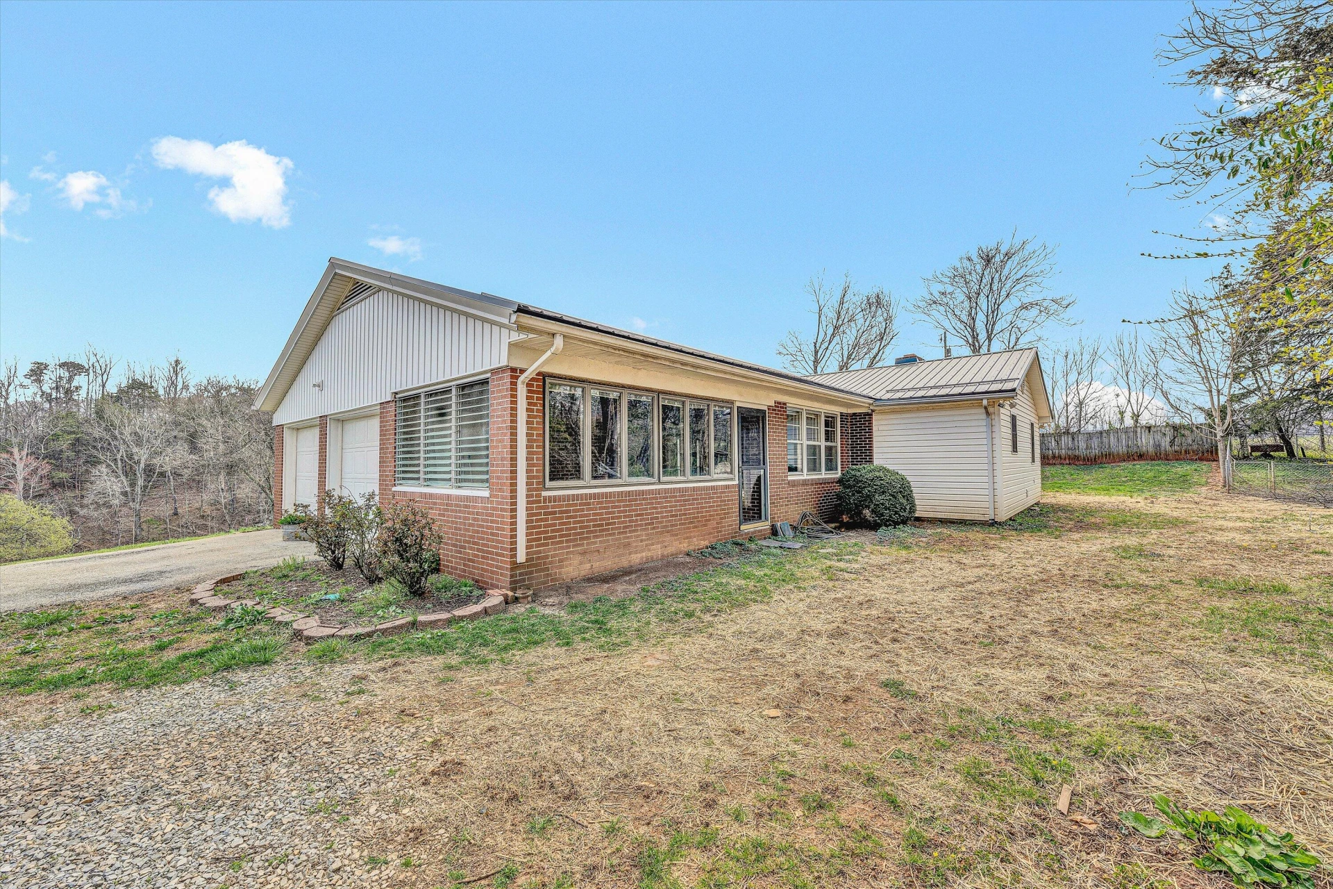 90 CAMPBELLWOOD RD - Photo 35