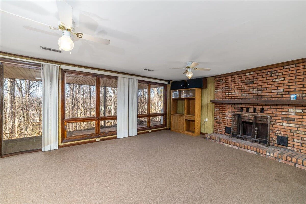 2935 Iron Ridge RD - Photo 15