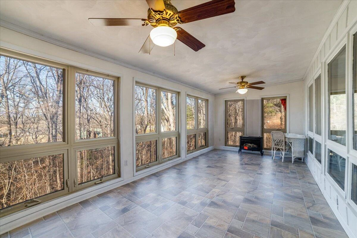 2935 Iron Ridge RD - Photo 7