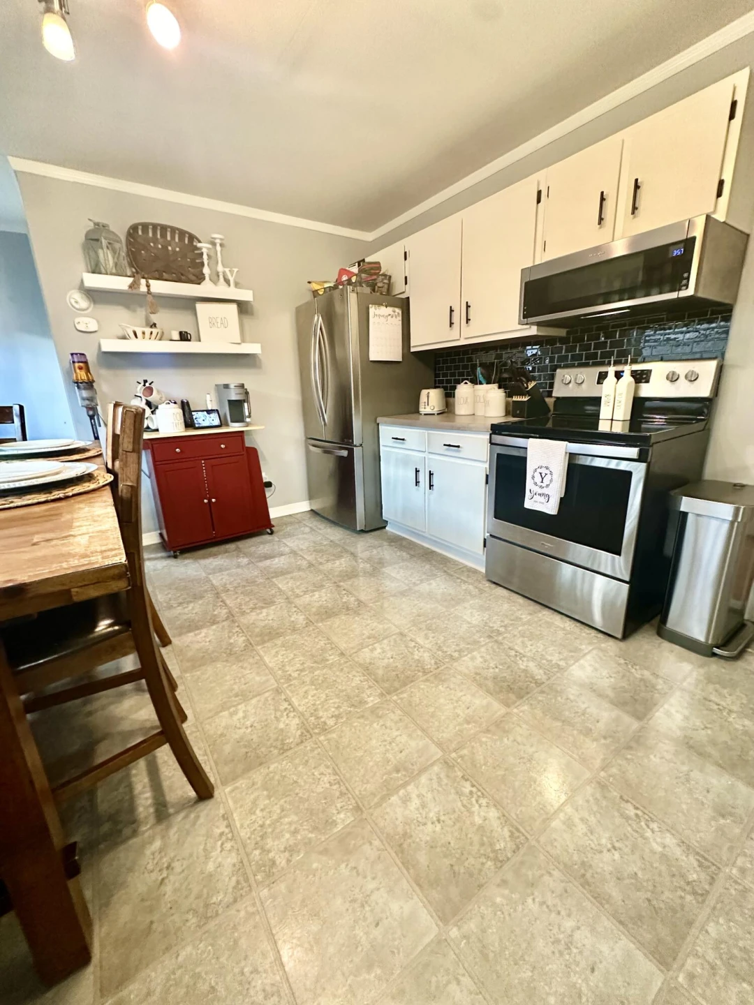 604 Heatherton DR - Photo 9