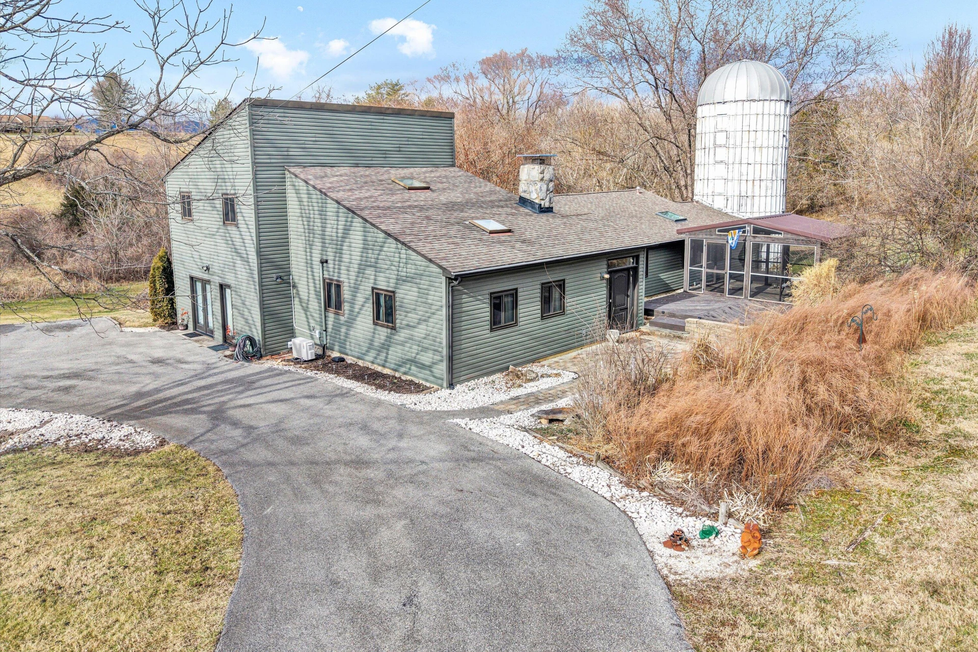 3144 Country Club RD