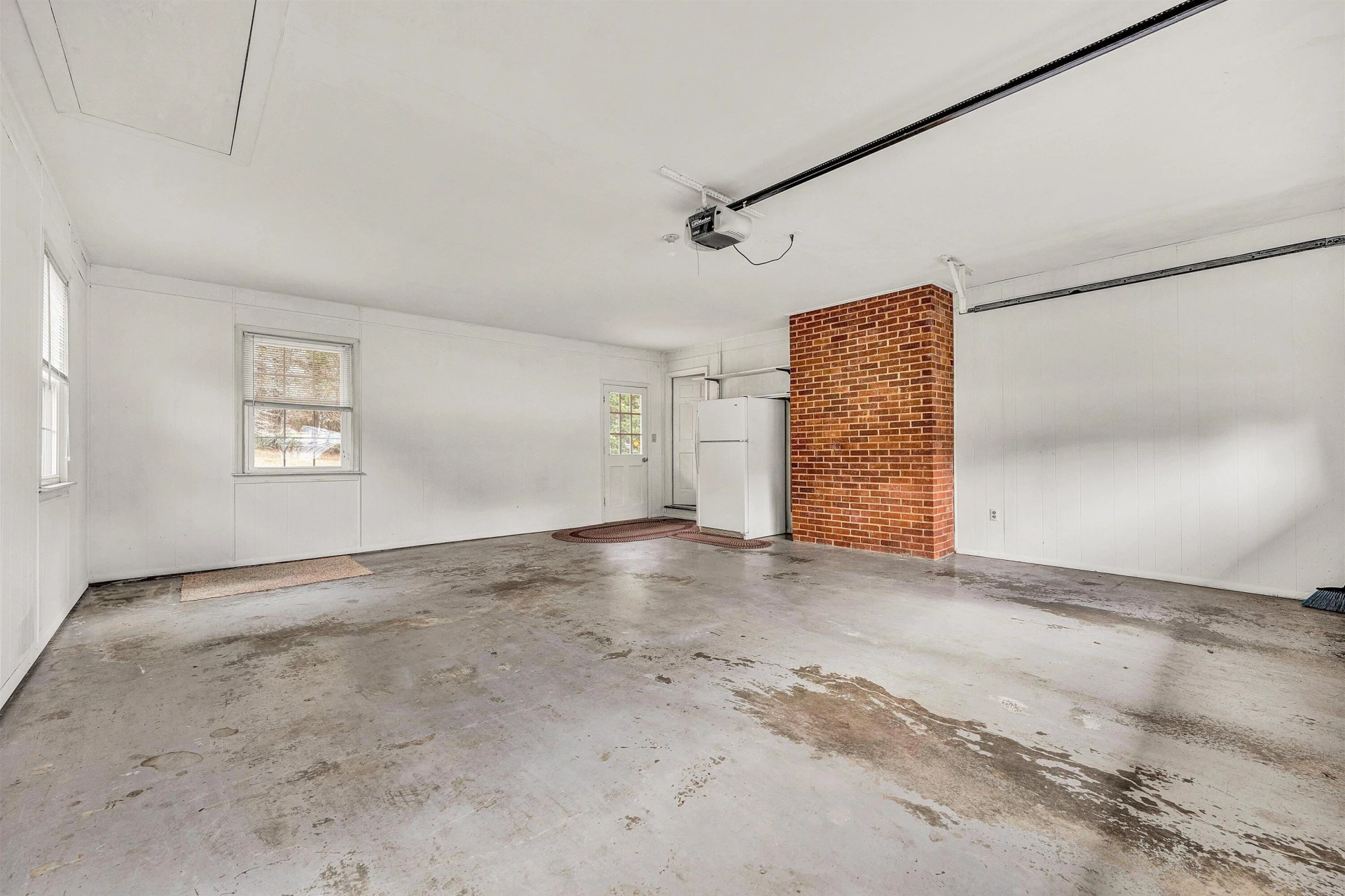 2332 Stallion CIR SW - Photo 36