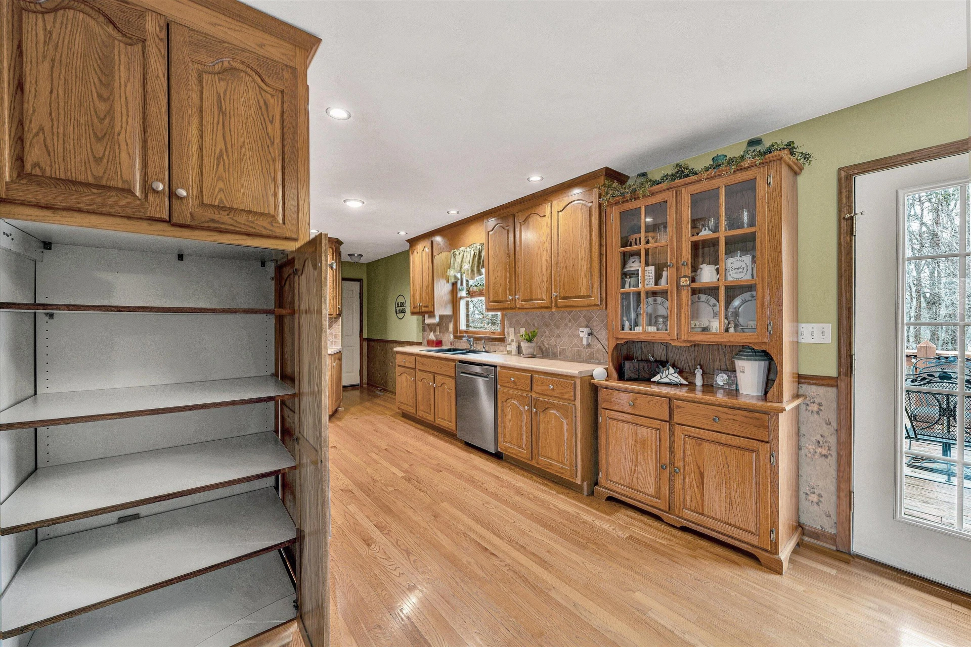 460 Stonybrook RD - Photo 13