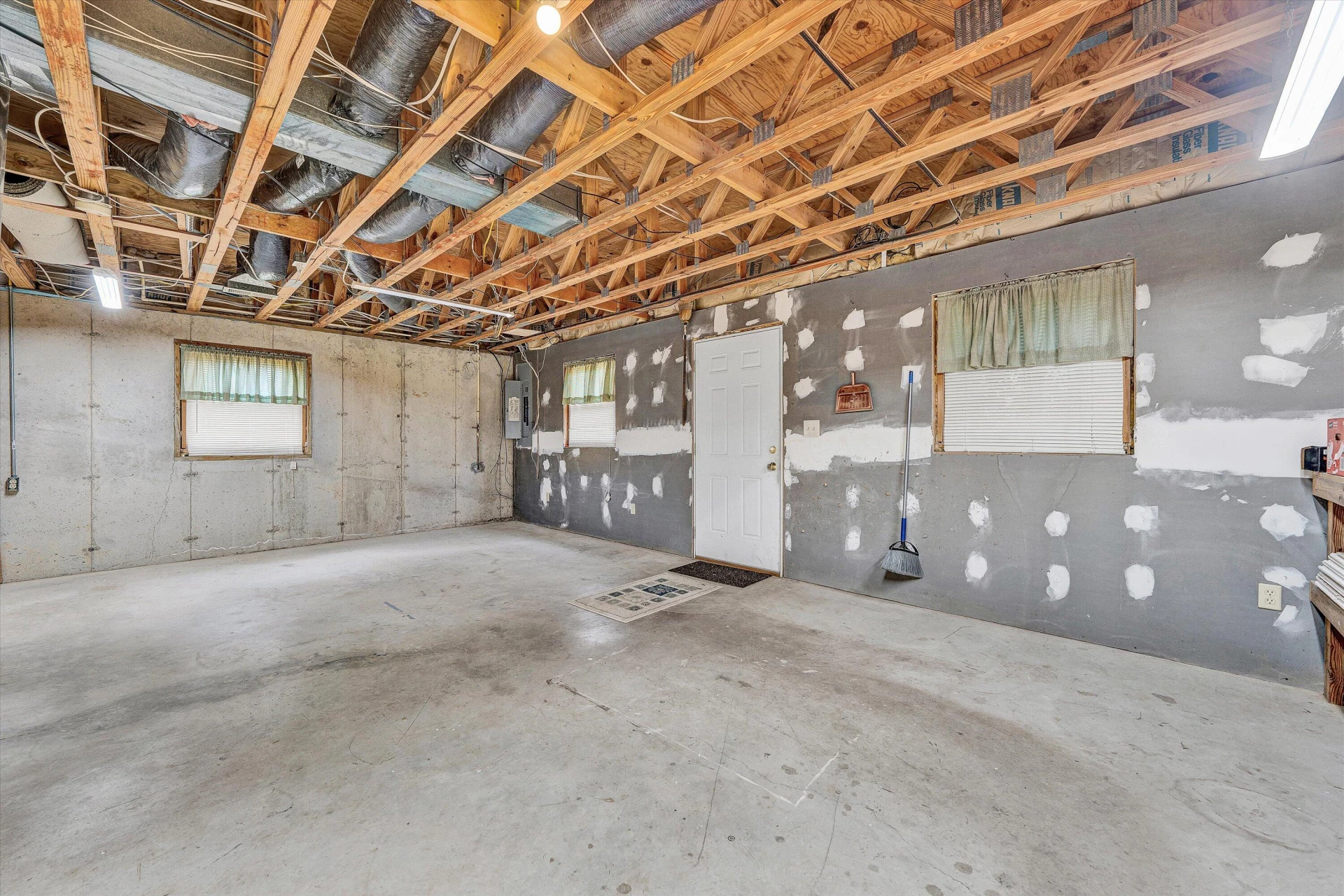 460 Stonybrook RD - Photo 34