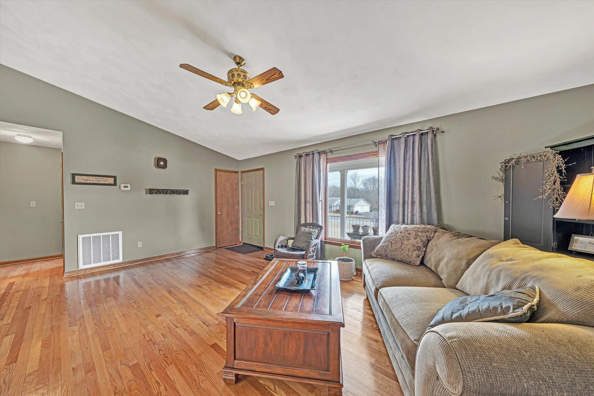 460 Stonybrook RD - Photo 10