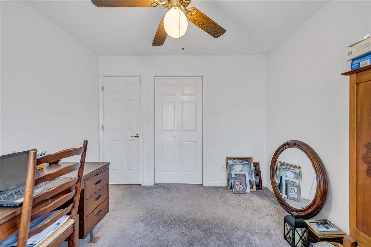 111 DONEGAL LN - Photo 31