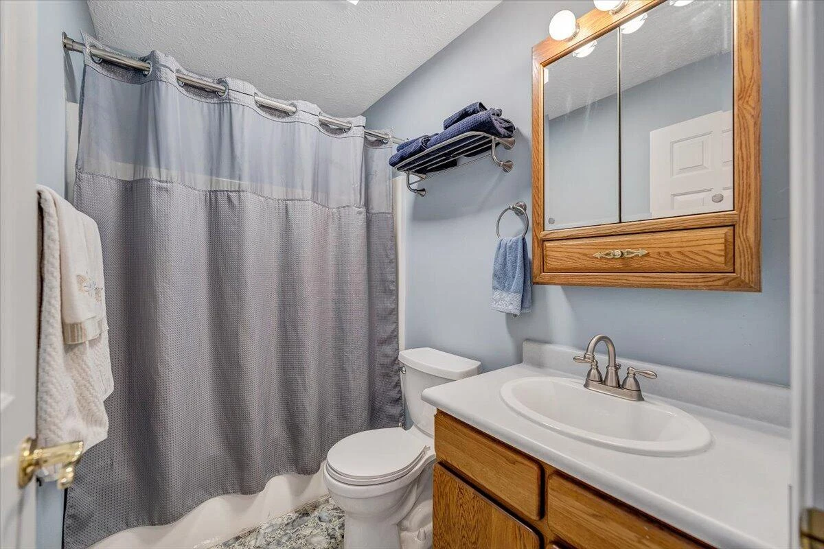 111 DONEGAL LN - Photo 32