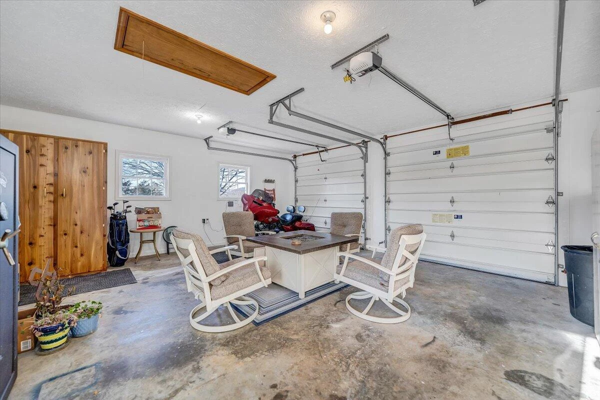 111 DONEGAL LN - Photo 33