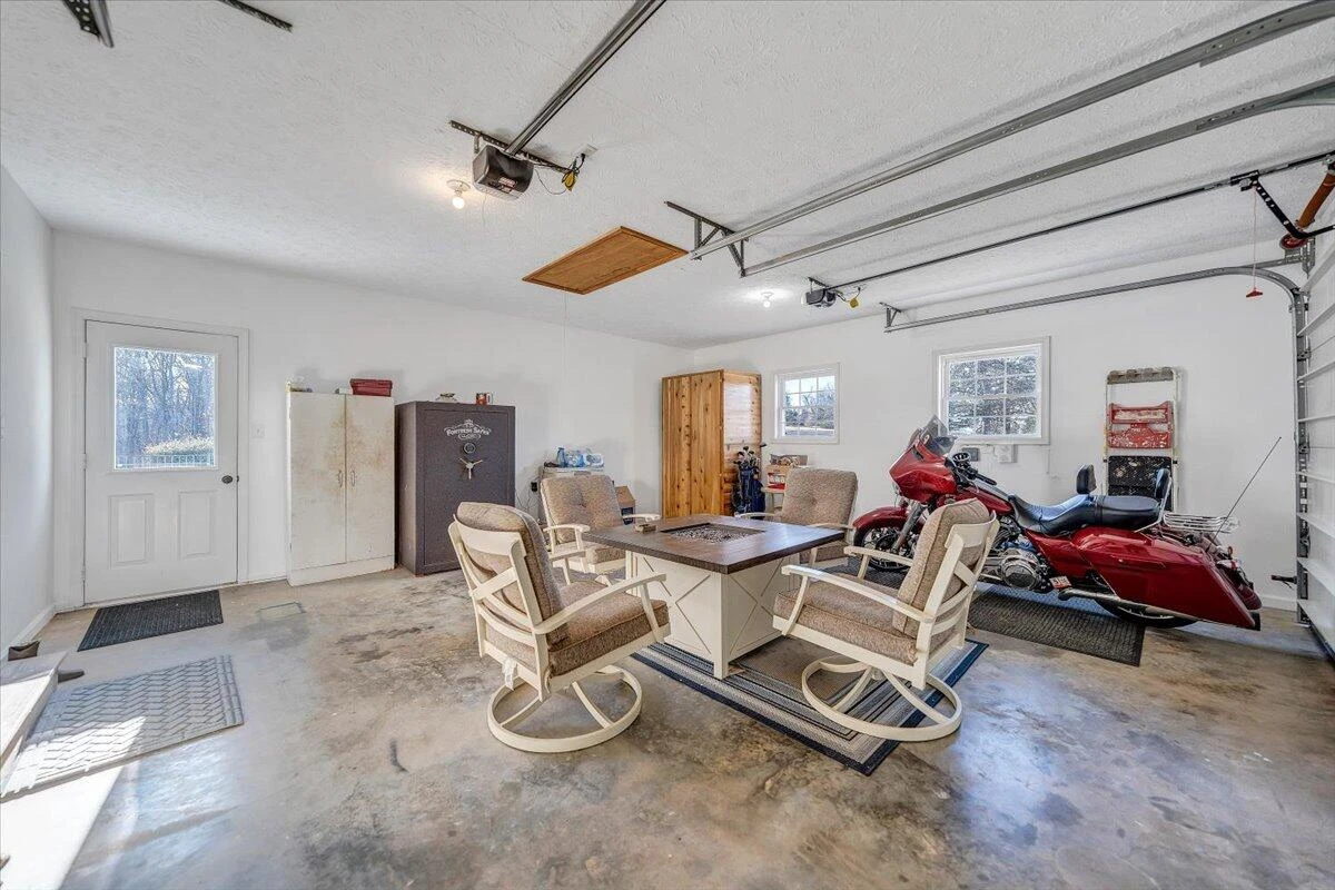 111 DONEGAL LN - Photo 34