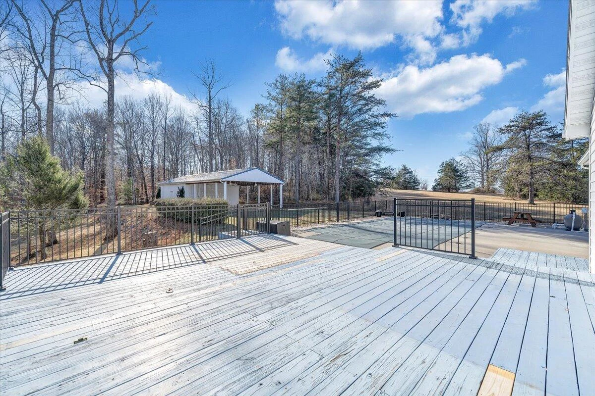 111 DONEGAL LN - Photo 41