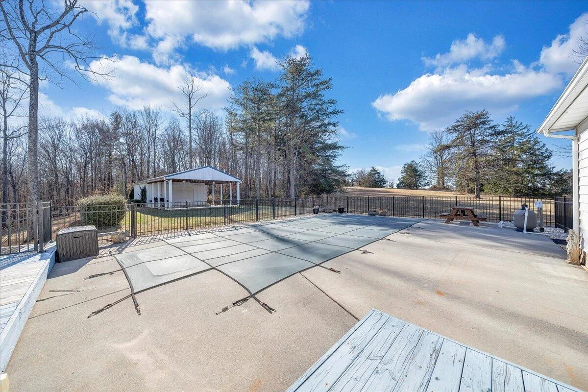 111 DONEGAL LN - Photo 42