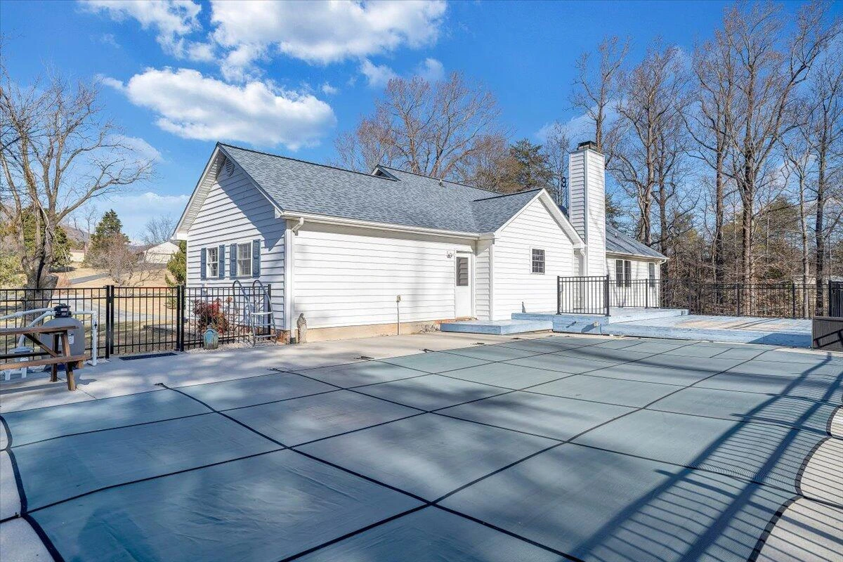 111 DONEGAL LN - Photo 44