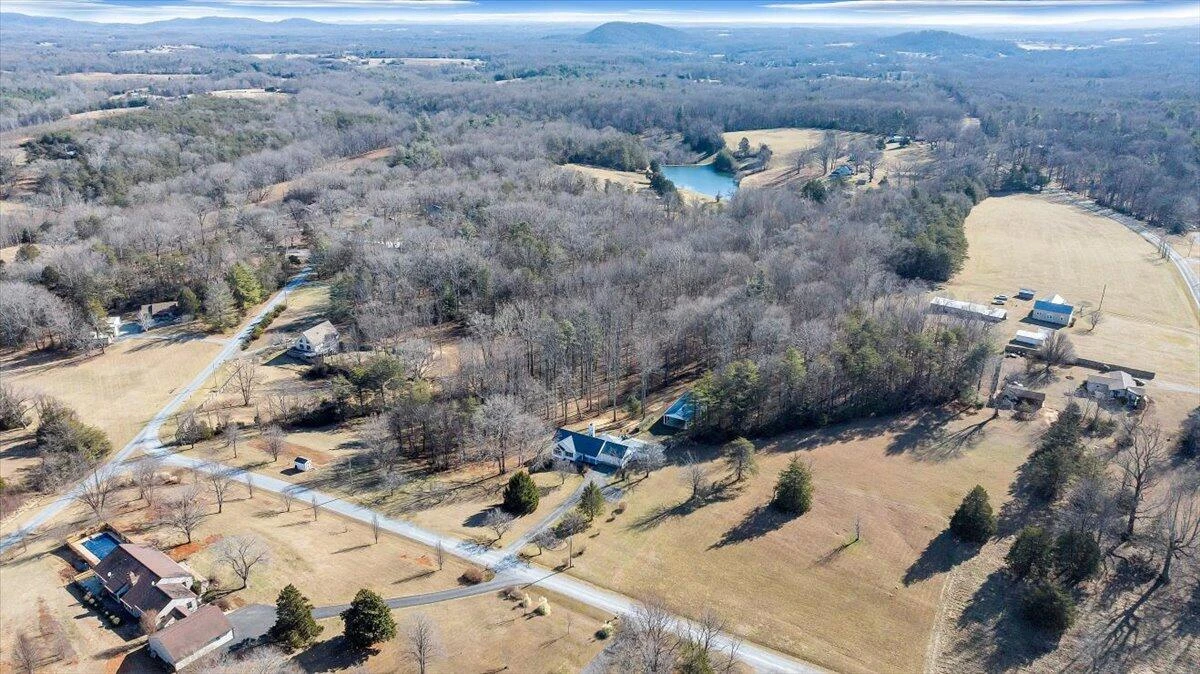 111 DONEGAL LN - Photo 60