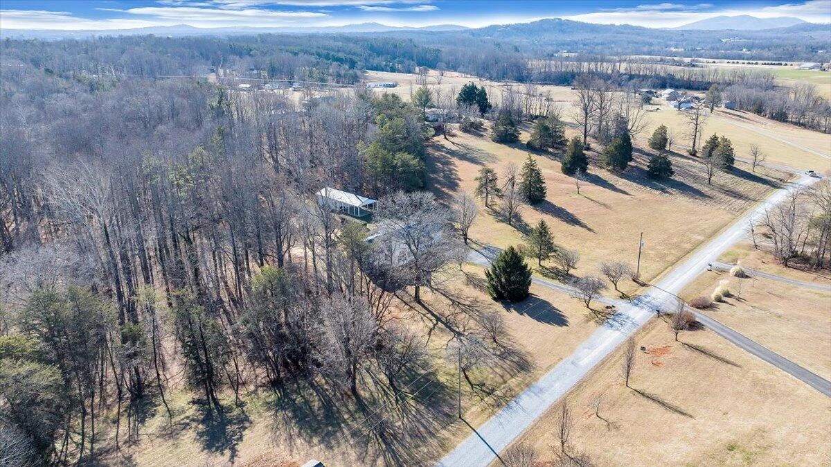 111 DONEGAL LN - Photo 65