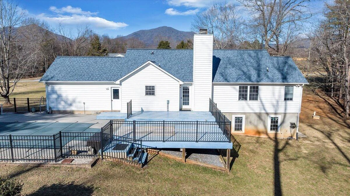 111 DONEGAL LN - Photo 72
