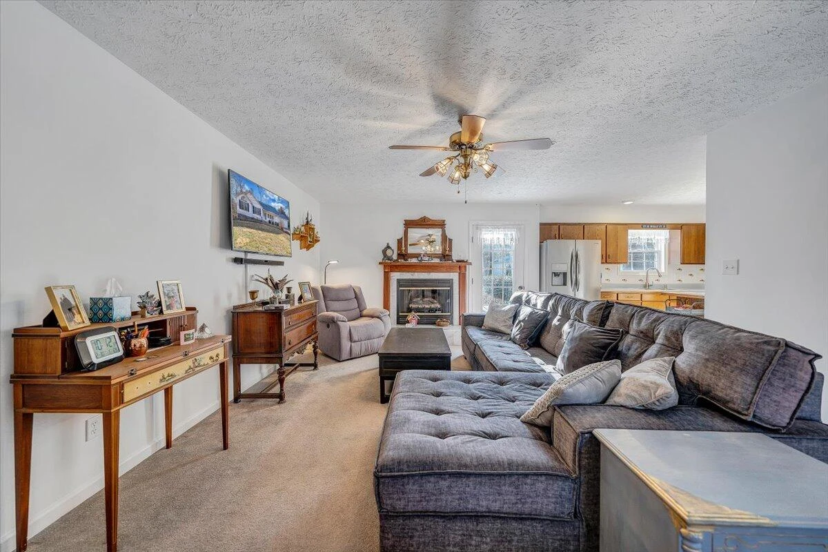 111 DONEGAL LN - Photo 13