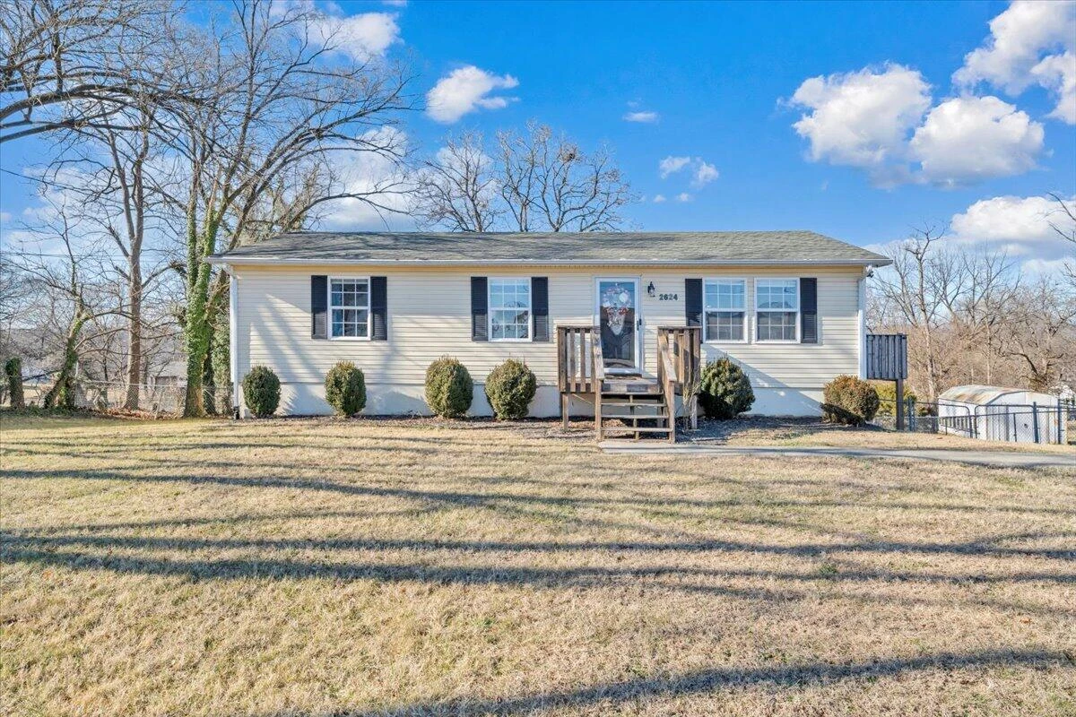 2624 Radford RD NE - Photo 35