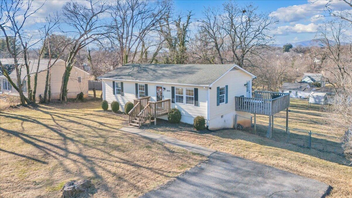 2624 Radford RD NE - Photo 43