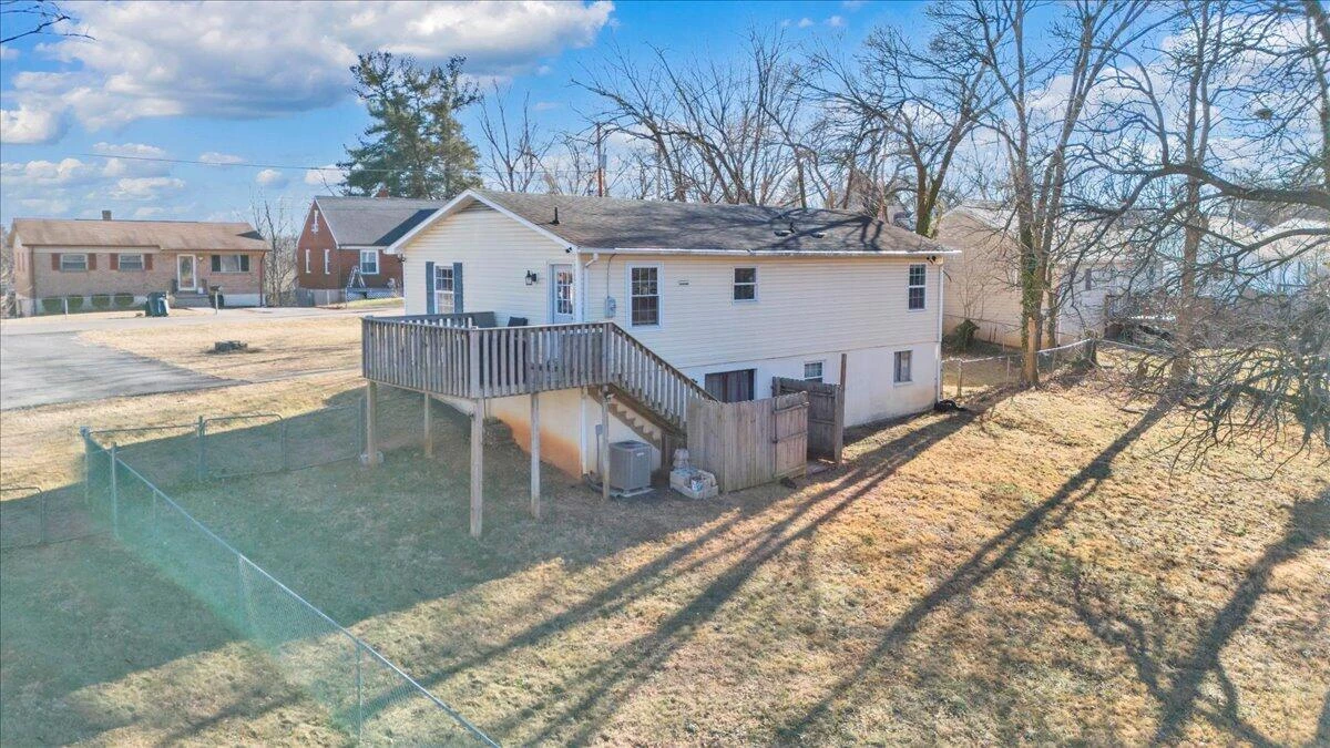 2624 Radford RD NE - Photo 45